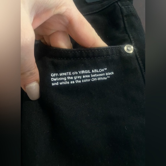 🔥NEW🔥STUNNING!!! OFF-WHITE Denim Label “WOMAN” Black Denim with Embroidered - Picture 8 of 14